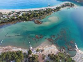 Sugar Beach Club, khu glamping ở Oludeniz