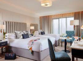 Castlecourt Hotel, Spa & Leisure, hotel with pools in Westport