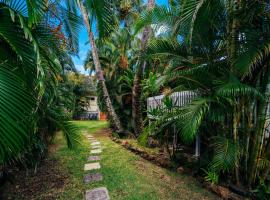 Viesnīca Waimea Bay Garden Bunglaow pilsētā Heileiva