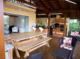 Chal&eacute; com lazer no Hotel Fazenda China Park ES, &sigma;&alpha;&lambda;έ &sigma;&epsilon; Domingos Martins