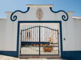 Farmhouse in Montemor near Forest and Lake
