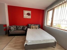 Sirena Holidays, ξενοδοχείο στη Ράβντα