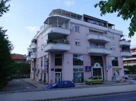 Seafront City Apartment Ana Trogir