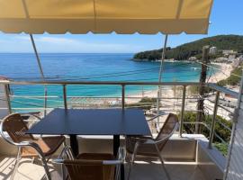 Fane's Apartments, place to stay in Himare