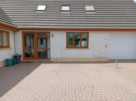 Dunroaming Cottage, hotel em Pendine