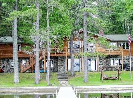 Whispering Pines Point, holiday home in Boulder Junction