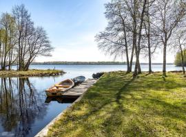 Holiday house with lake view of Bolmen, accommodation in Bolmsö