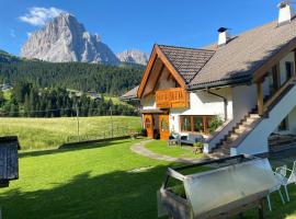 Chalet Romy AP 3, chalé alpino em Pramauron