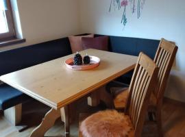 Ferienwohnung Nancy, hotel in Jerzens