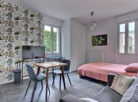 "Urbaine Jardin" Charmant studio idéalement situé "Les Péri-Urbaines", apartment in Riedisheim