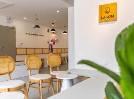 LAGOM APARTMENT AND HOTEL, rental liburan di Da Nang