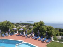 Atrium of Alonissos, hotel em Patitiri