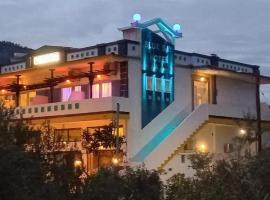 Blue Bay Beach Hotel, hotel in Koinyra