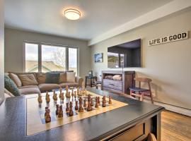 Cozy Montana Condo with Walk to Big Sky Resort!, condo in Big Sky