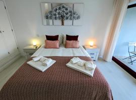 Silvaapartments, hotell i Praia da Barra