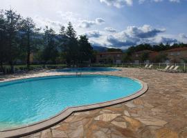 Chez Twin&Twin, hotel with parking in Santa-Maria-Poggio