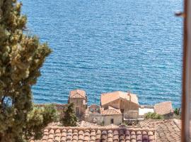 Kyklamino Castlehouse, hotel v destinaci Monemvasia