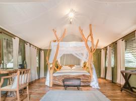 Leopard Safaris Yala, luxury tent in Yala