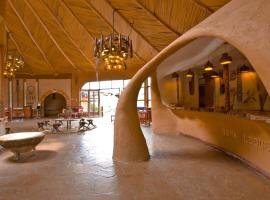 암보셀리에 위치한 샬레 Amboseli Sopa Lodge