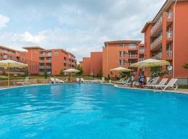 Sunny Day 6 BG, medencével rendelkező hotel Tankovóban