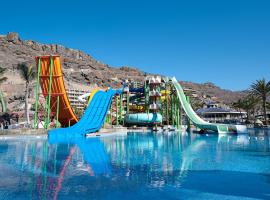 타우리토에 위치한 호텔 Hotel LIVVO Valle Taurito & Aquapark