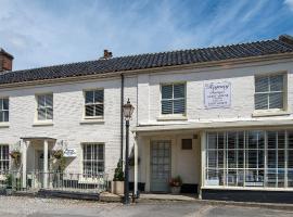 Regency Guest House, hotel dicht bij: BeWILDerwood, Neatishead