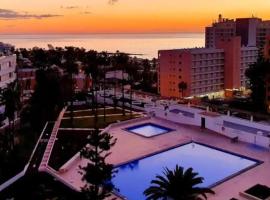 Viña Del Mar - Costa Adeje: Playa Fañabe'de bir otel
