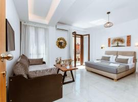 Deluxe Suites, hotel in Chania