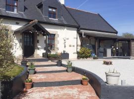 Locarn Lodge, Goas Rep, hotel with parking in Locarn