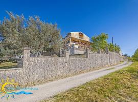 VILLA KONSTANTINA Sidari, hotel en (( Sgoúrna ))