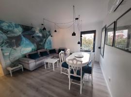 Apartamentos SABINILLAS, hotel en San Luis de Sabinillas