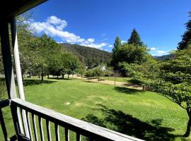 Crabapple Cottage Harrietville，哈利葉維爾的飯店