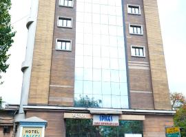 Hotel Spices Navi Mumbai, hotell i Ghansoli