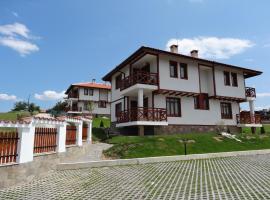 Guest House Ivanini Houses, hotel que aceita pets em Triavna