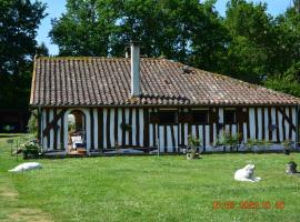 LA GRANDE JAOUGUE, hotell med parkering i Callen