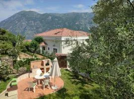 Holiday house in the Kotor Bay