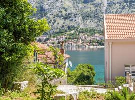 Muo Sea Front Apartments Kotor