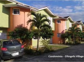 Casa na Praia de Maitínga - Bertioga - SP, hotel perto de SESC-Bertioga, Bertioga