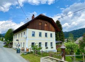 Haus 26 Weißbriach – hotel w mieście Weissbriach