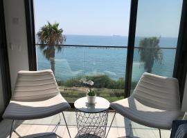 Blue Escape (Beach Seafront), holiday rental in Larnaka