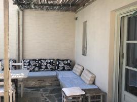 Hikers Studio Trail 5 and 6, accessible hotel in Skiathos