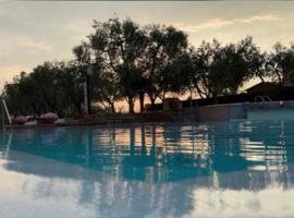 Residence Ulivi, Ferienwohnung mit Hotelservice in Cavaion Veronese
