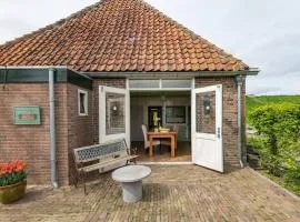 Private Characteristic farmhouse near the lake
