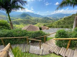 Pousada Varandas da Mantiqueira, hotel with jacuzzis in São Francisco Xavier