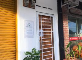 BenBahrains Homestay - PB - ISLAMIC COMPLIANCE ONLY, hotel in Masjid Tanah