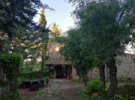 Casa Rural Saint Joseph, beach hotel in Peralejo