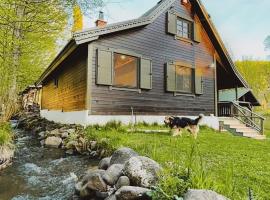 Karak Chalet, Hotel in Izvoare