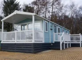 Silver Birch Retreat - Percy Woods Country Retreat With 18 HOLE FREE GOLF