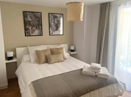 Apartamento con encanto en el Pirineo, hotel en La Pobla de Lillet