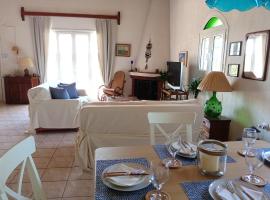 Votsalo Summer House by the Beach, holiday home in Porto Heli